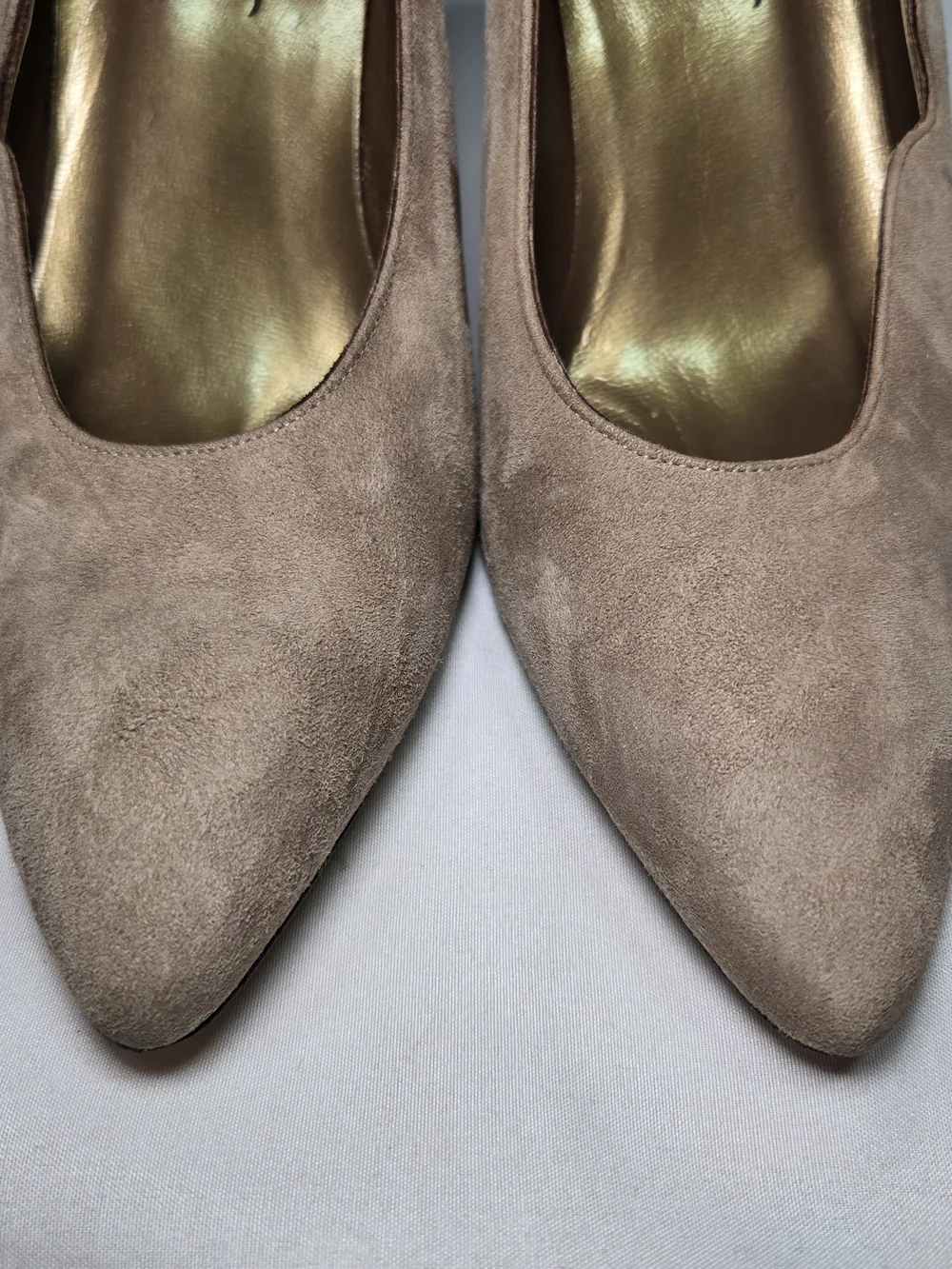 Vintage Paloma Heels Suede Truffle Womens 8 B Italian Leather Luxury Career Date